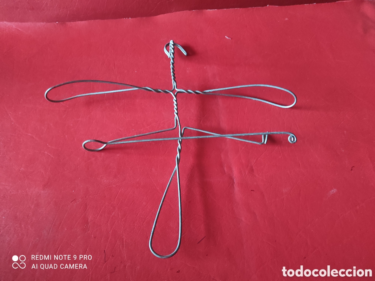 Antig&uuml;edades: Lote de 6 perchas met&aacute;licas - Foto 4