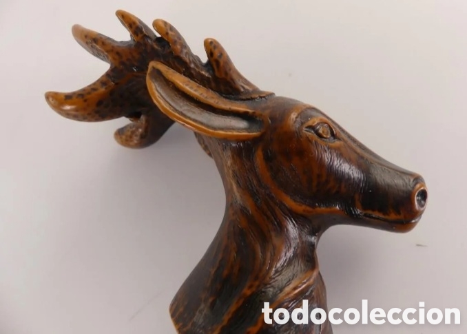 Antig&uuml;edades: Bast&oacute;n ciervo tallado en madera - Foto 1