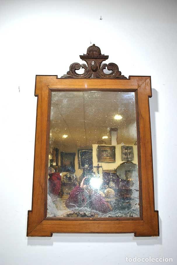 Antig&uuml;edades: ESPEJO ALFONSINO DE MADERA TALLADA - Foto 1