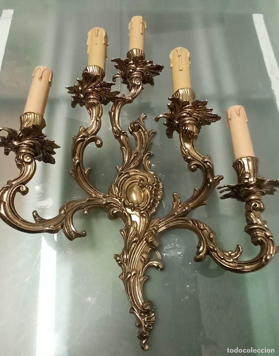 Antig&uuml;edades: Aplique bronce cinco brazos. - Foto 1