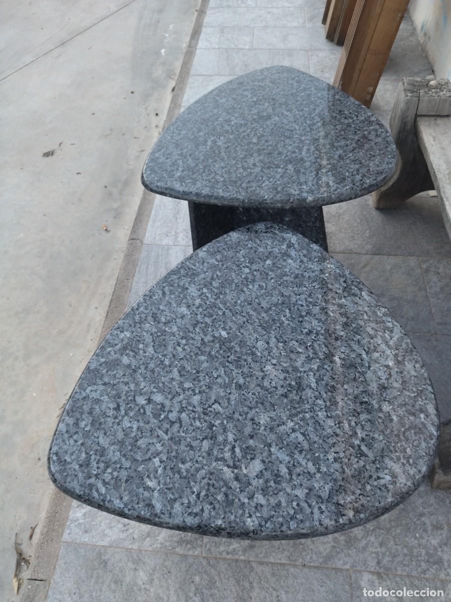 Antig&uuml;edades: Juego de 2 mesas de centro de m&aacute;rmol negro. - Foto 3