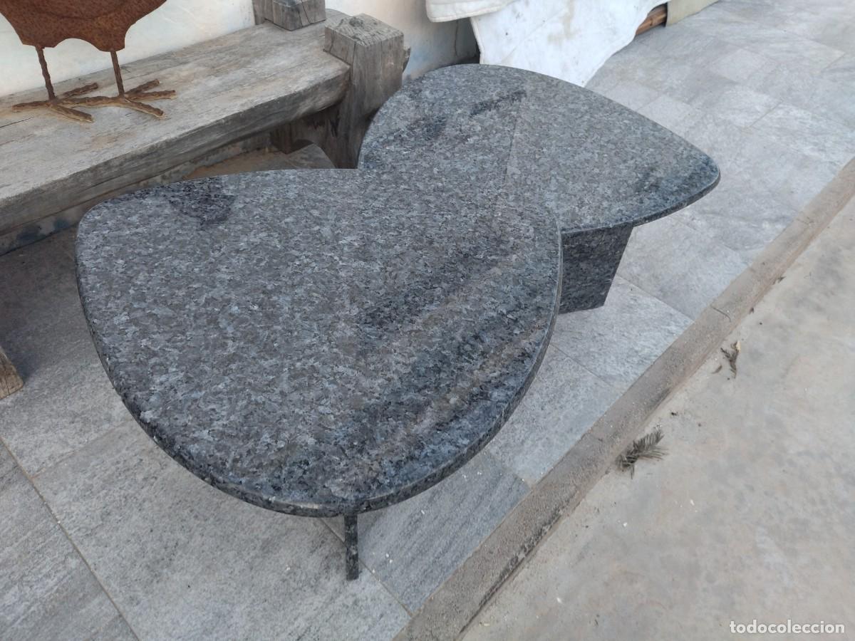 Antig&uuml;edades: Juego de 2 mesas de centro de m&aacute;rmol negro. - Foto 4