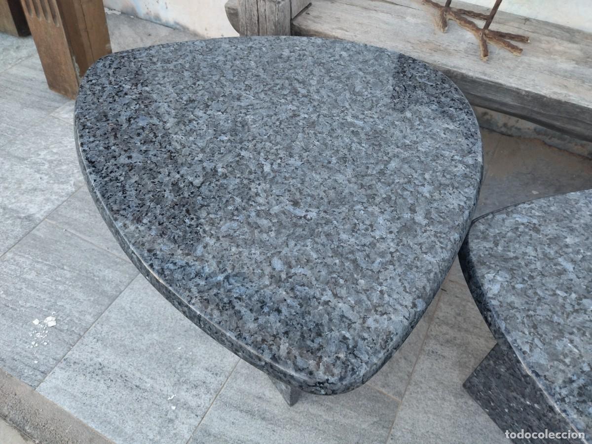 Antig&uuml;edades: Juego de 2 mesas de centro de m&aacute;rmol negro. - Foto 9