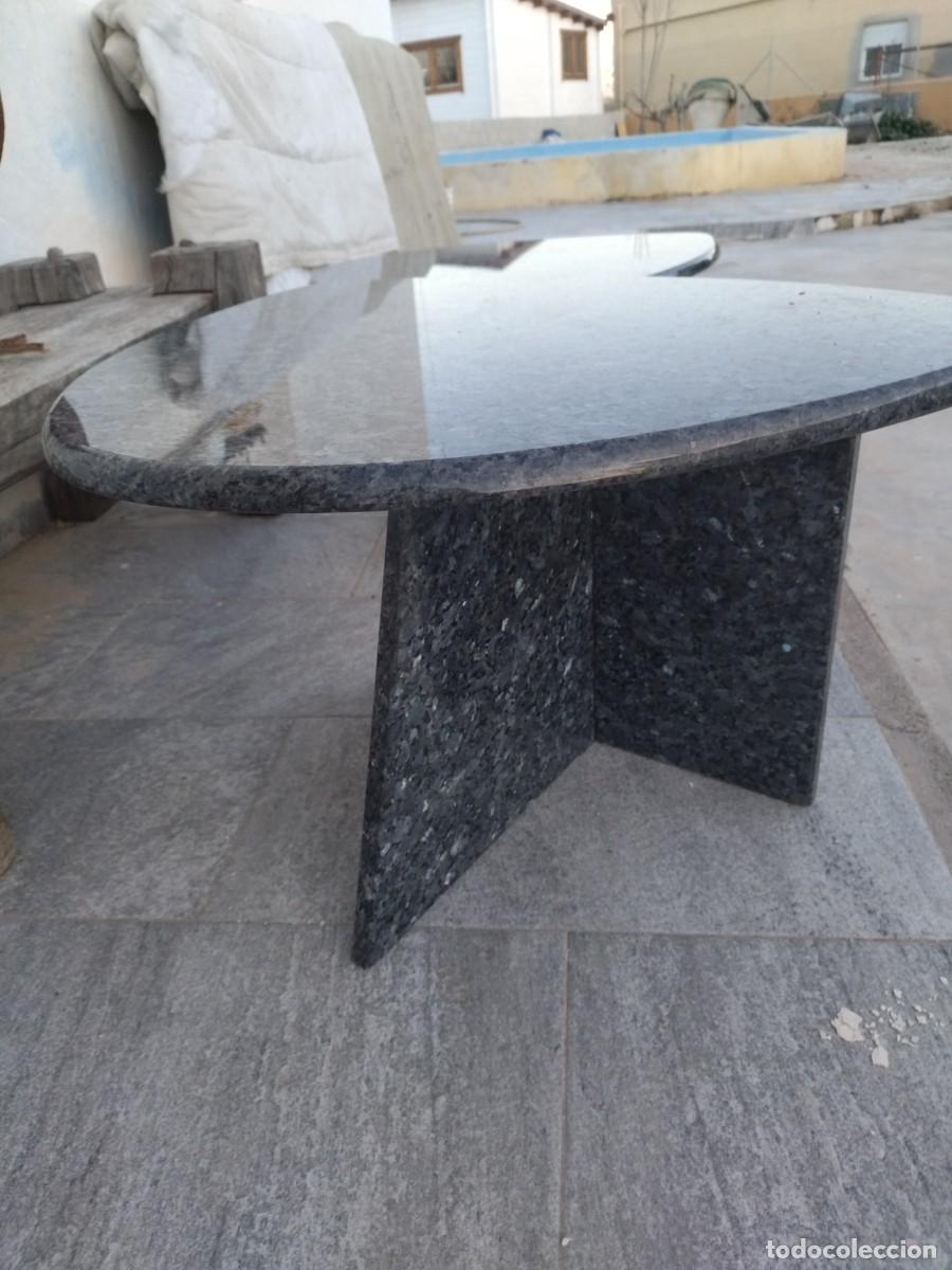 Antig&uuml;edades: Juego de 2 mesas de centro de m&aacute;rmol negro. - Foto 16