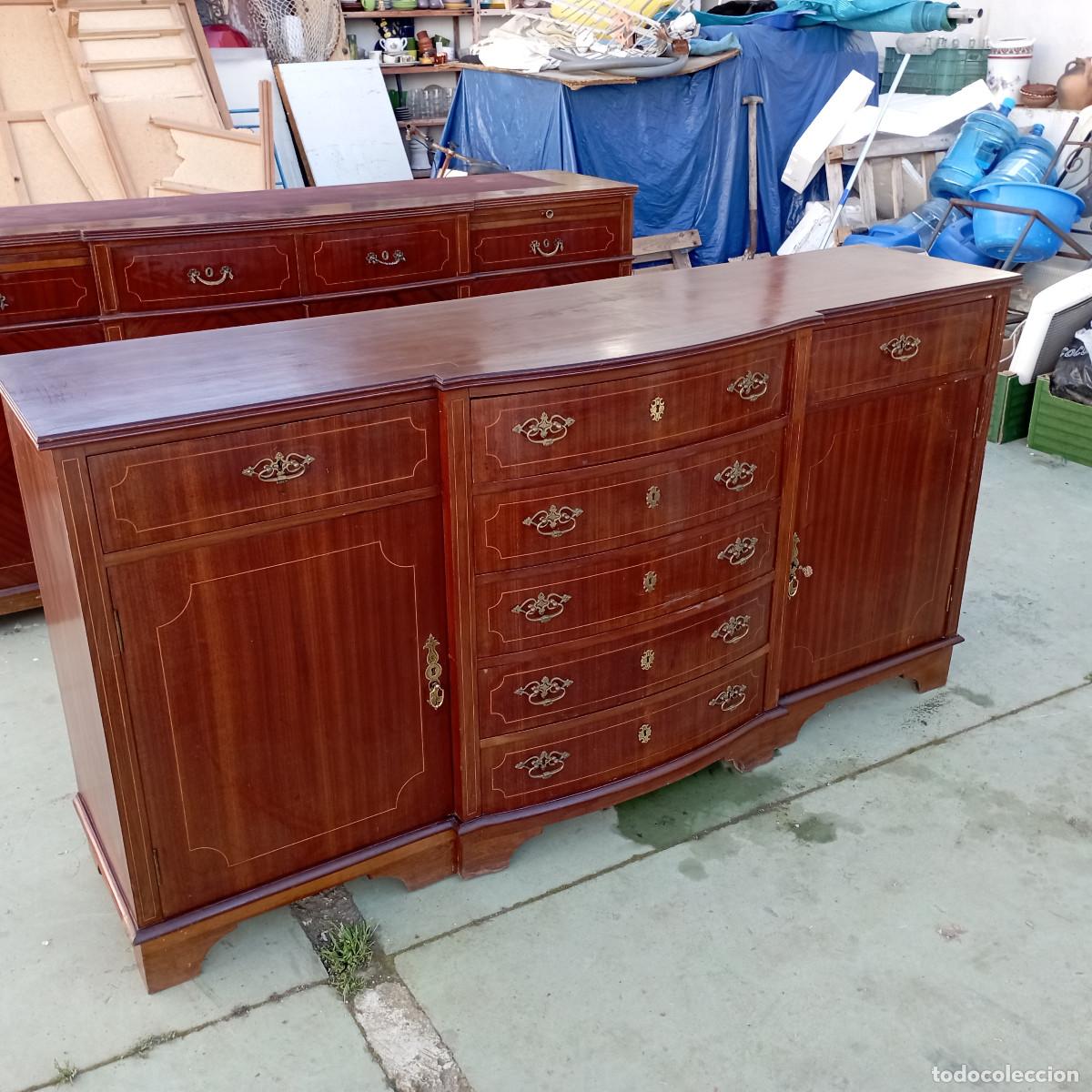 Antig&uuml;edades: mueble de comedor sapeli - Foto 1