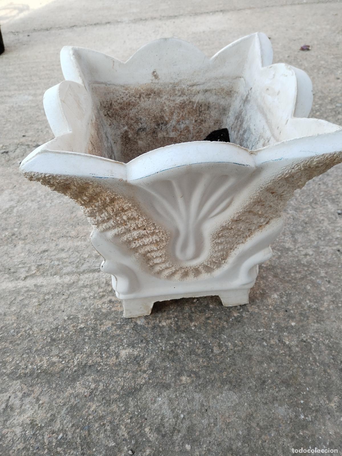 Antig&uuml;edades: macetero de piedra artificial - Foto 1