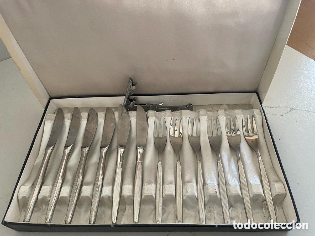 Antig&uuml;edades: Juego de cubiertos dalia - Foto 4