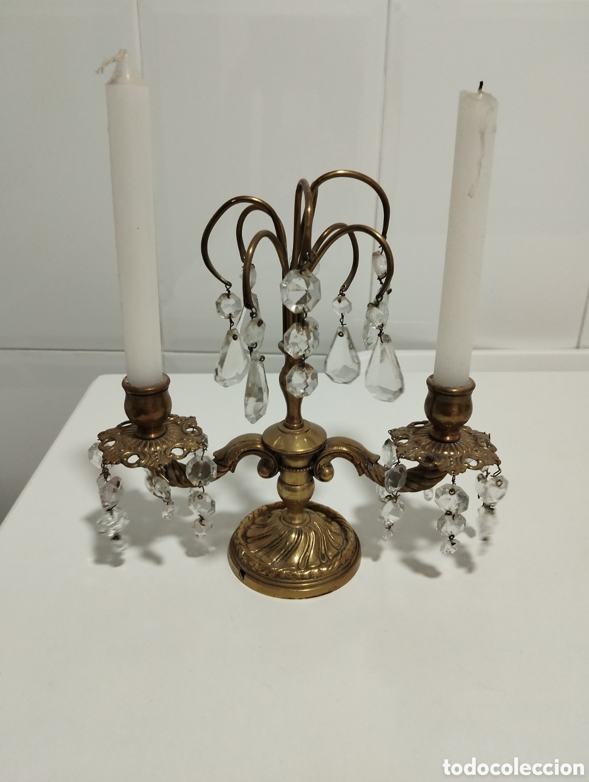Antig&uuml;edades: Candelabro de bronce. - Foto 1