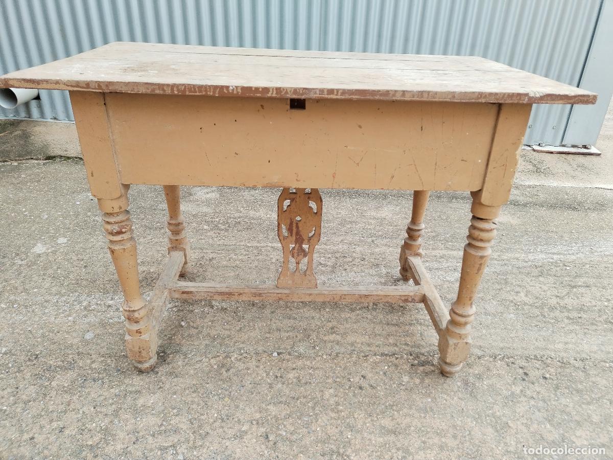 Antig&uuml;edades: mesa antigua repintada - Foto 7