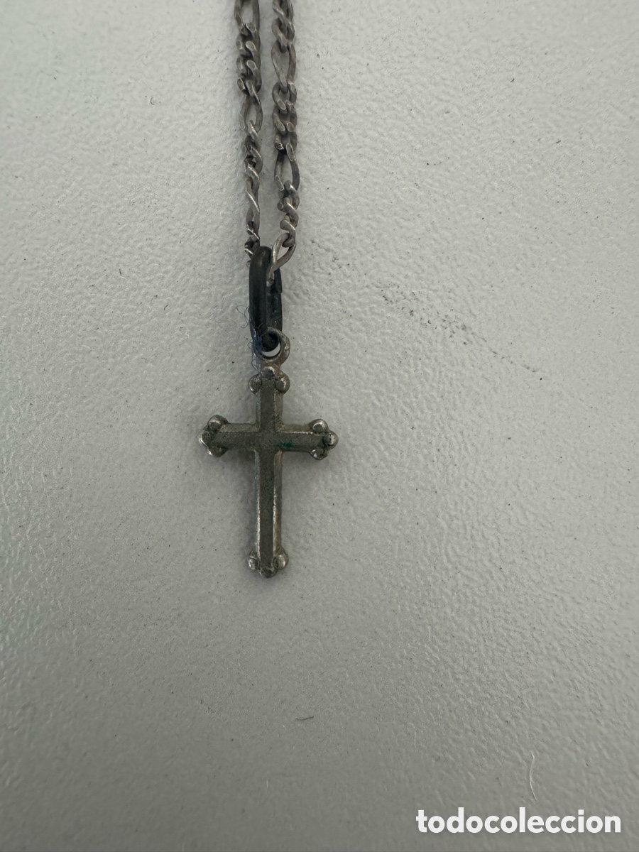 Antig&uuml;edades: Cadena plata antigua con cruz - Foto 2