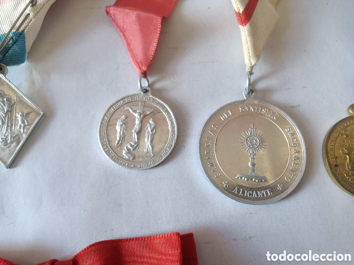 Antig&uuml;edades: Lote de medallas religiosas - Foto 10