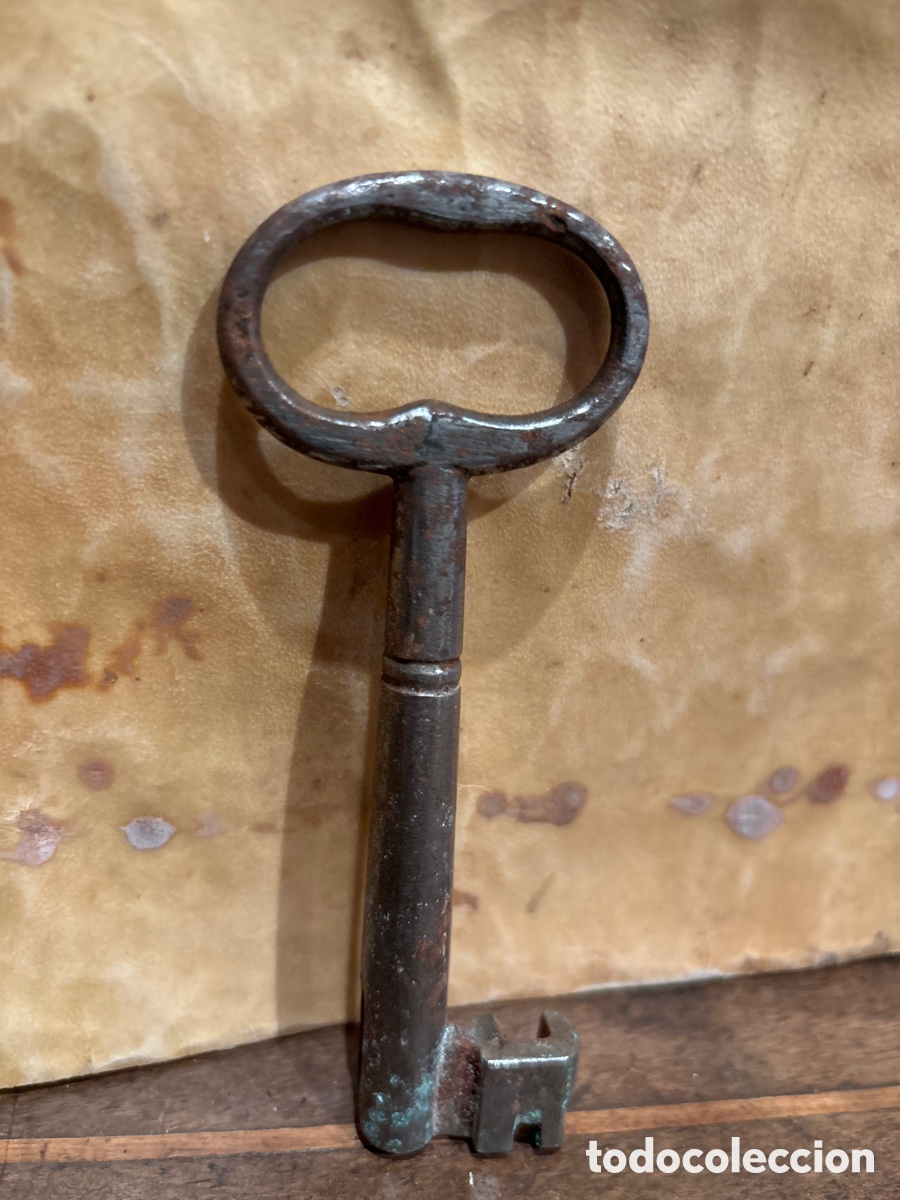 Antig&uuml;edades: Llave de forja siglo XVII - Foto 2