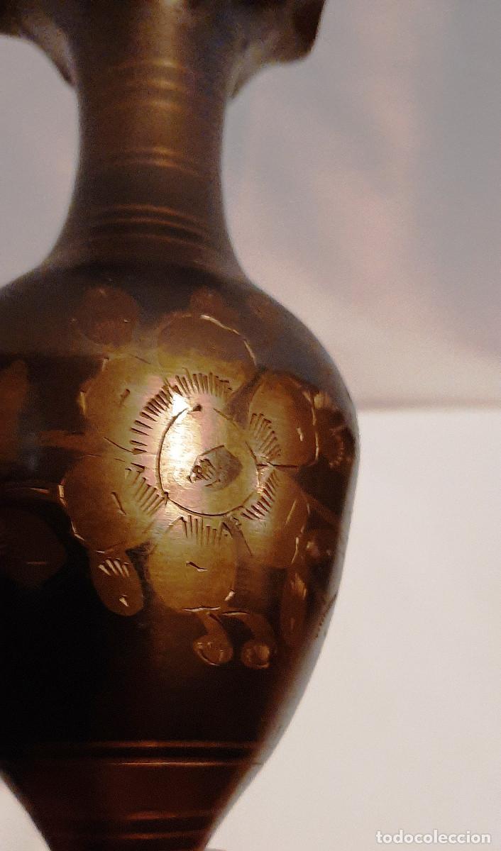 Antig&uuml;edades: Jarr&oacute;n de bronce labrado - Foto 7