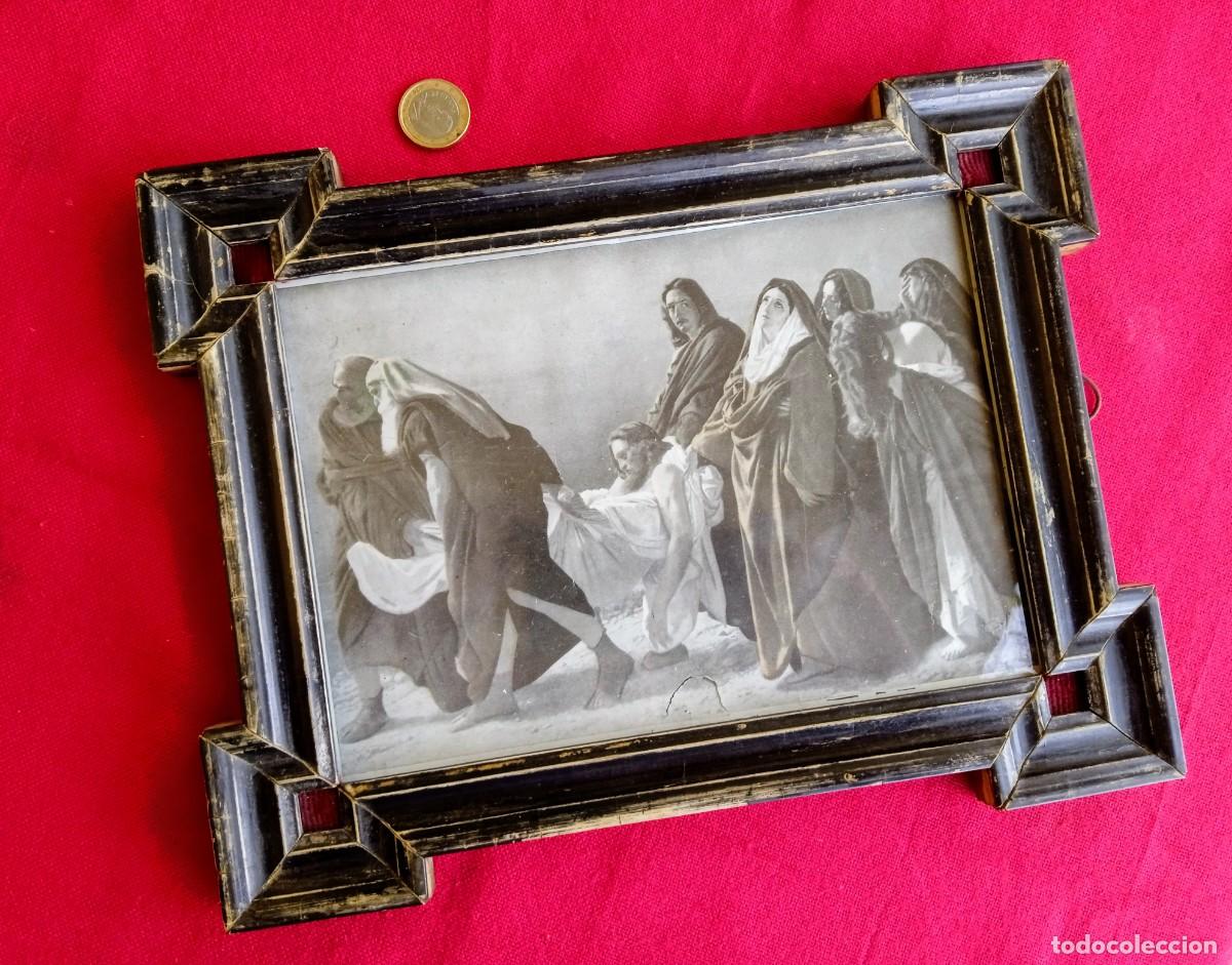 Antig&uuml;edades: Marco antiguo con l&aacute;mina religiosa - Foto 1