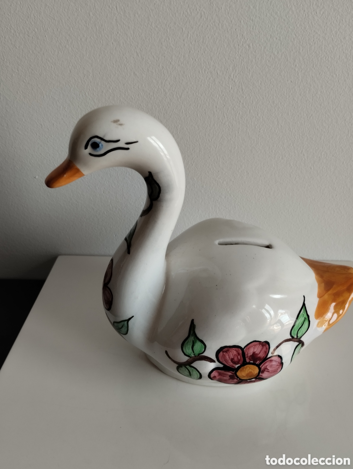 Antig&uuml;edades: Cisne de porcelana ( hucha) - Foto 1