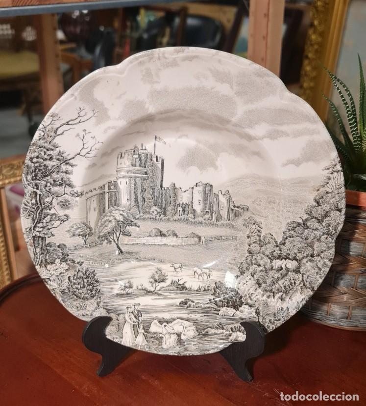 Antig&uuml;edades: Plato hondo Castle Story - Foto 1