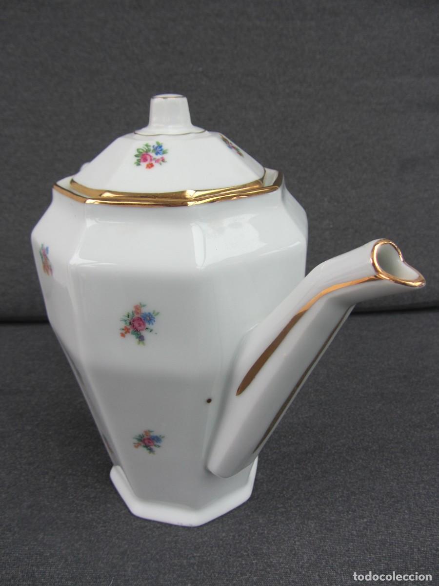 Antig&uuml;edades: Tetera cafetera porcelana. 22cm - Foto 6