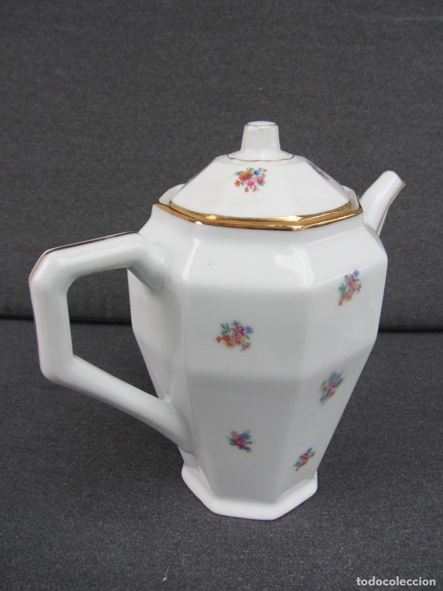 Antig&uuml;edades: Tetera cafetera porcelana. 22cm - Foto 7