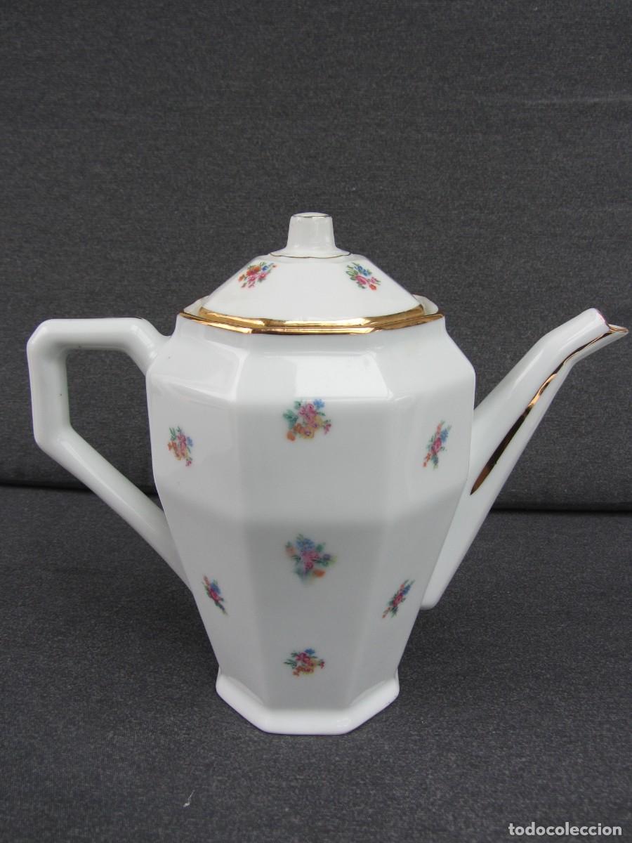 Antig&uuml;edades: Tetera cafetera porcelana. 22cm - Foto 1