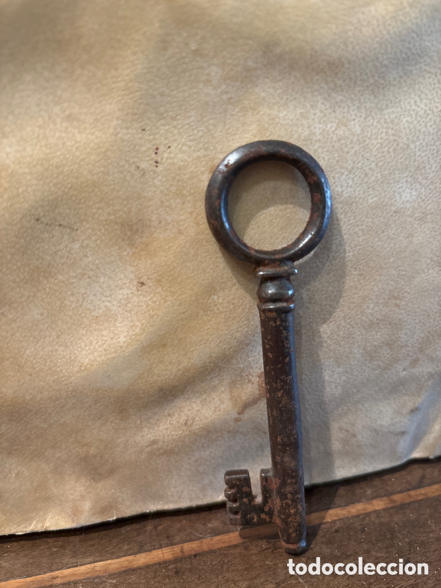 Antig&uuml;edades: Llave de forja siglo XVI - Foto 4