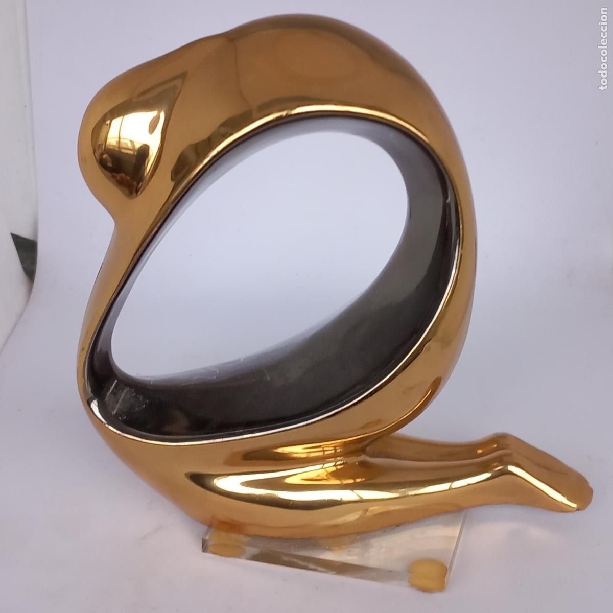 Antig&uuml;edades: Figura GALOS 1986 ORO Y PLATINO 13 x 12.5 cm