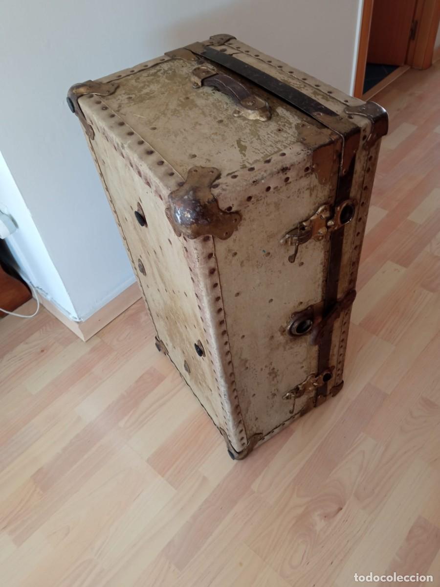 Antig&uuml;edades: baul grande restaurado - Foto 9
