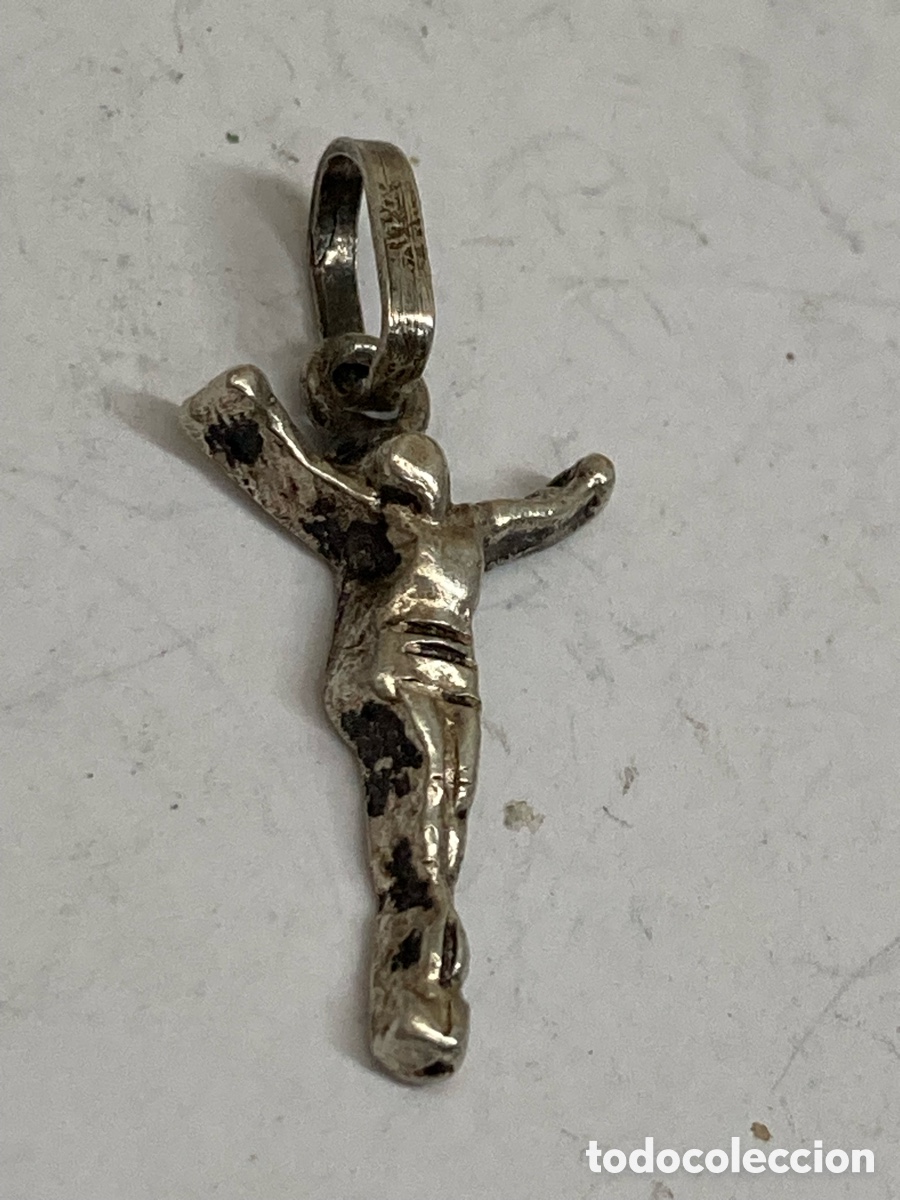 Antig&uuml;edades: Cruz de plata C187 - Foto 1