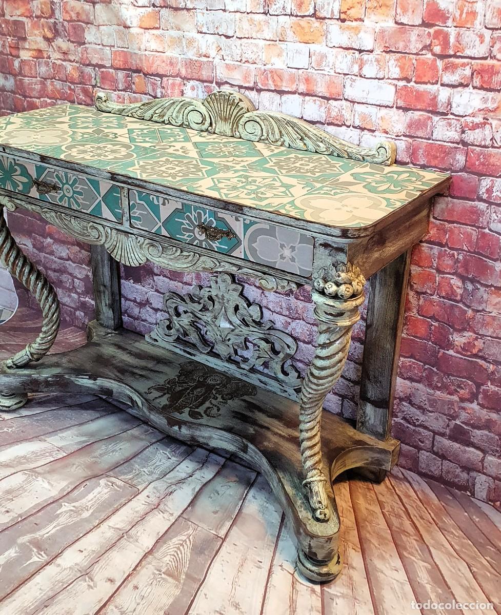 Antig&uuml;edades: Consola antigua decorada a mano - Foto 5
