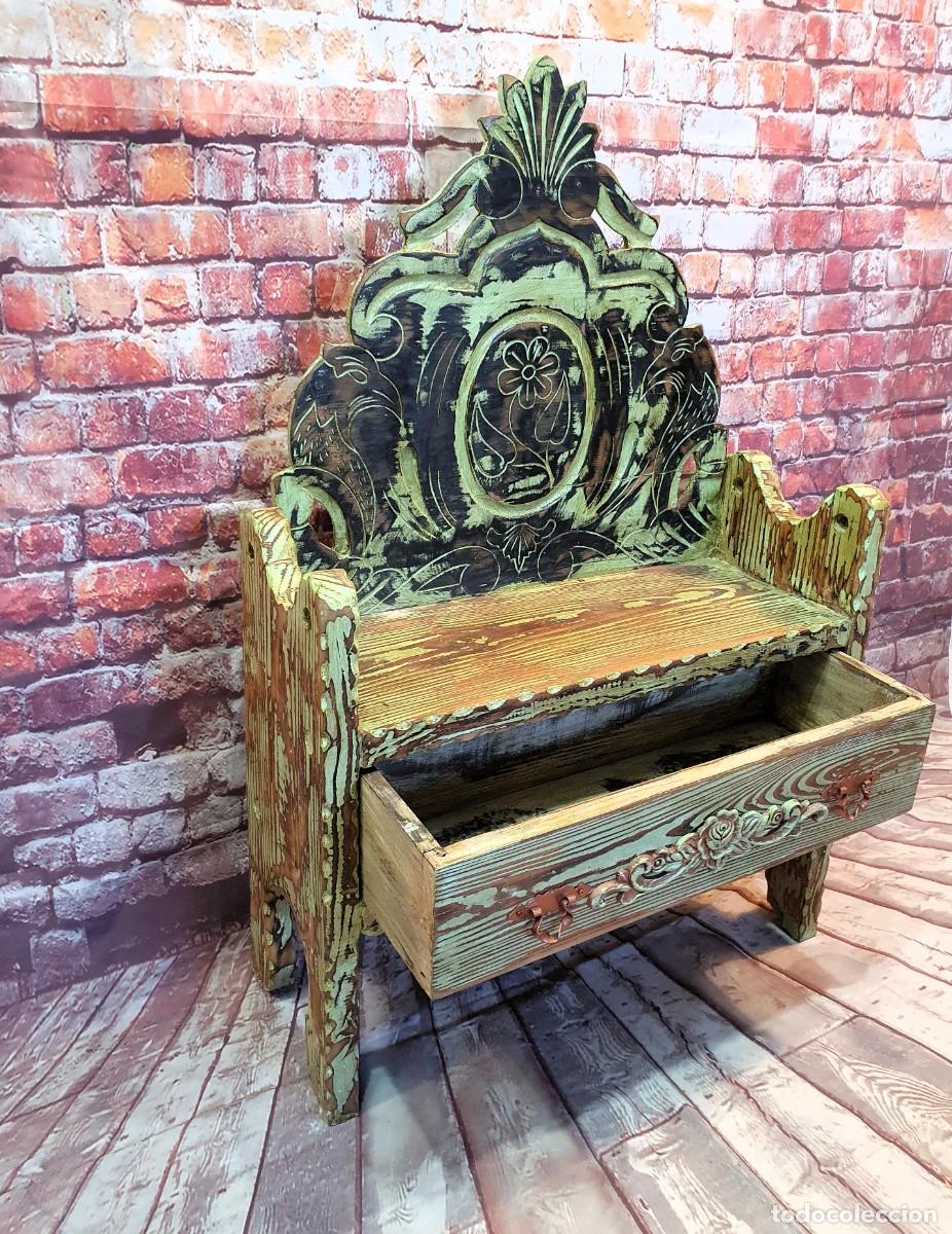 Antig&uuml;edades: Antiguo banco decorado a mano - Foto 4