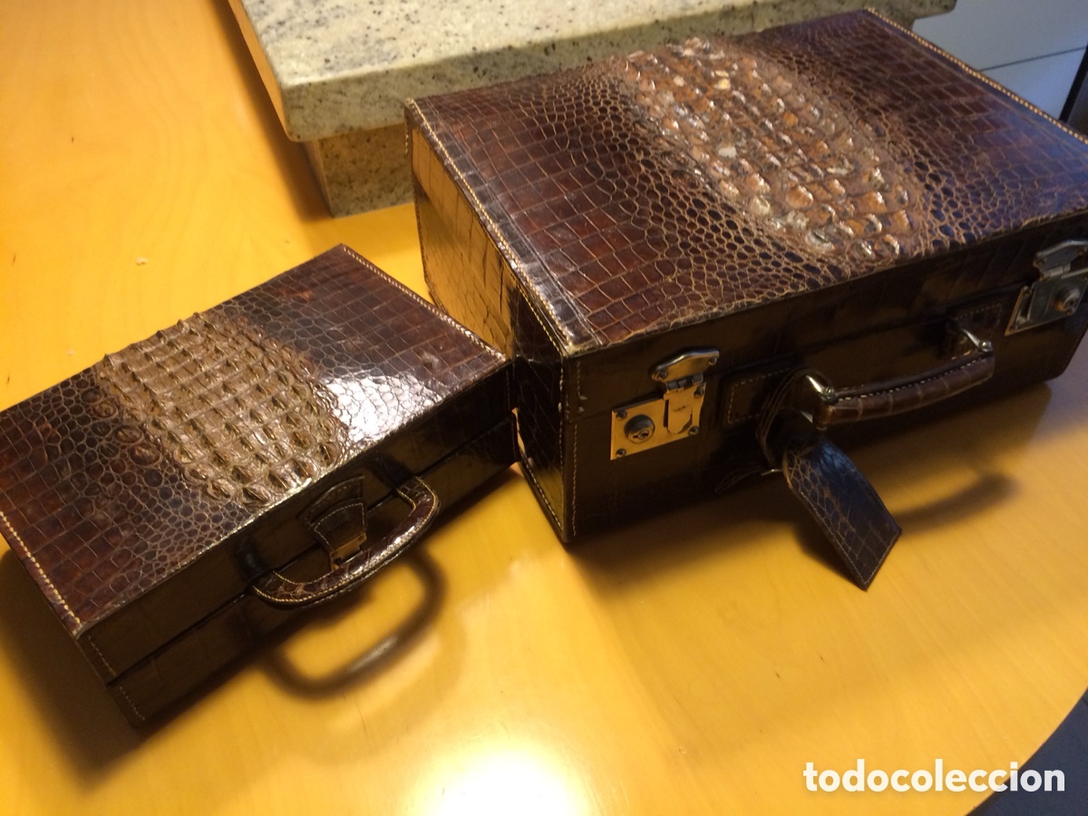 Antig&uuml;edades: 2 Maletines necesaire cocodrilo - Foto 4