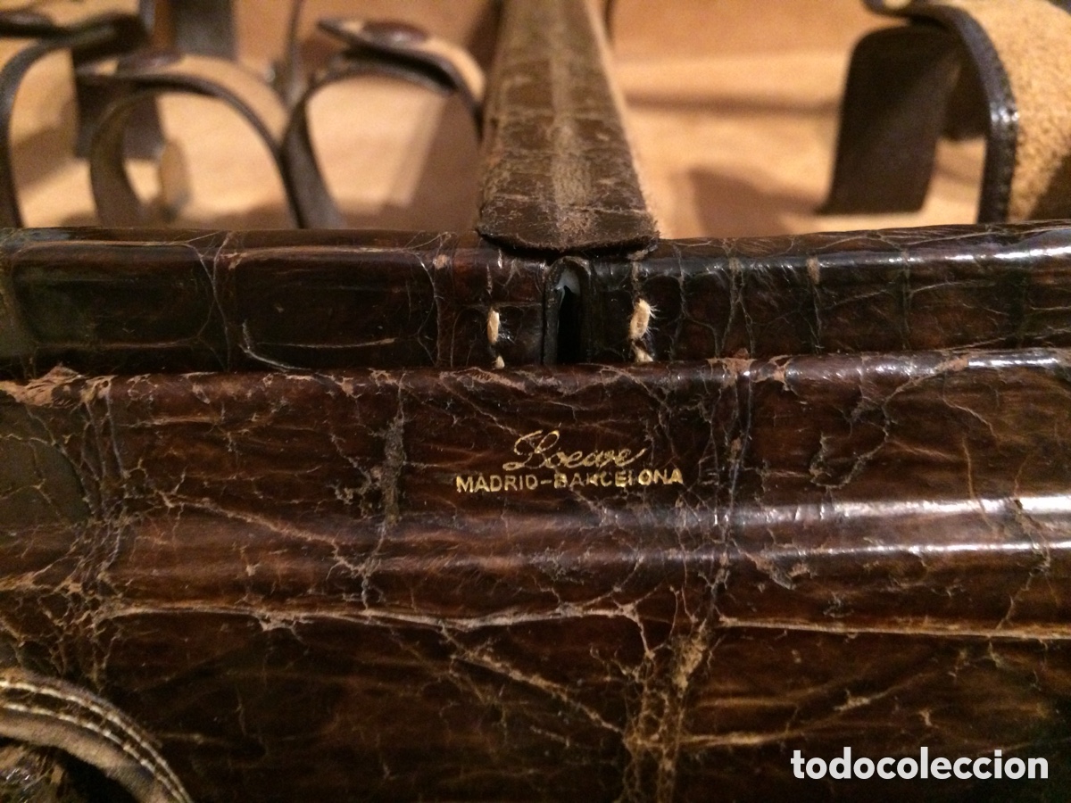 Antig&uuml;edades: 2 Maletines necesaire cocodrilo - Foto 7