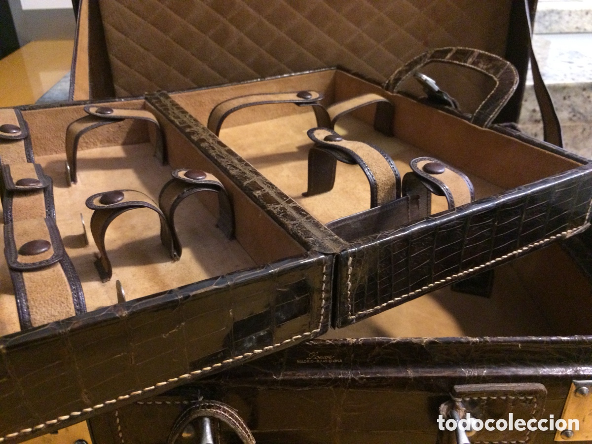 Antig&uuml;edades: 2 Maletines necesaire cocodrilo - Foto 8