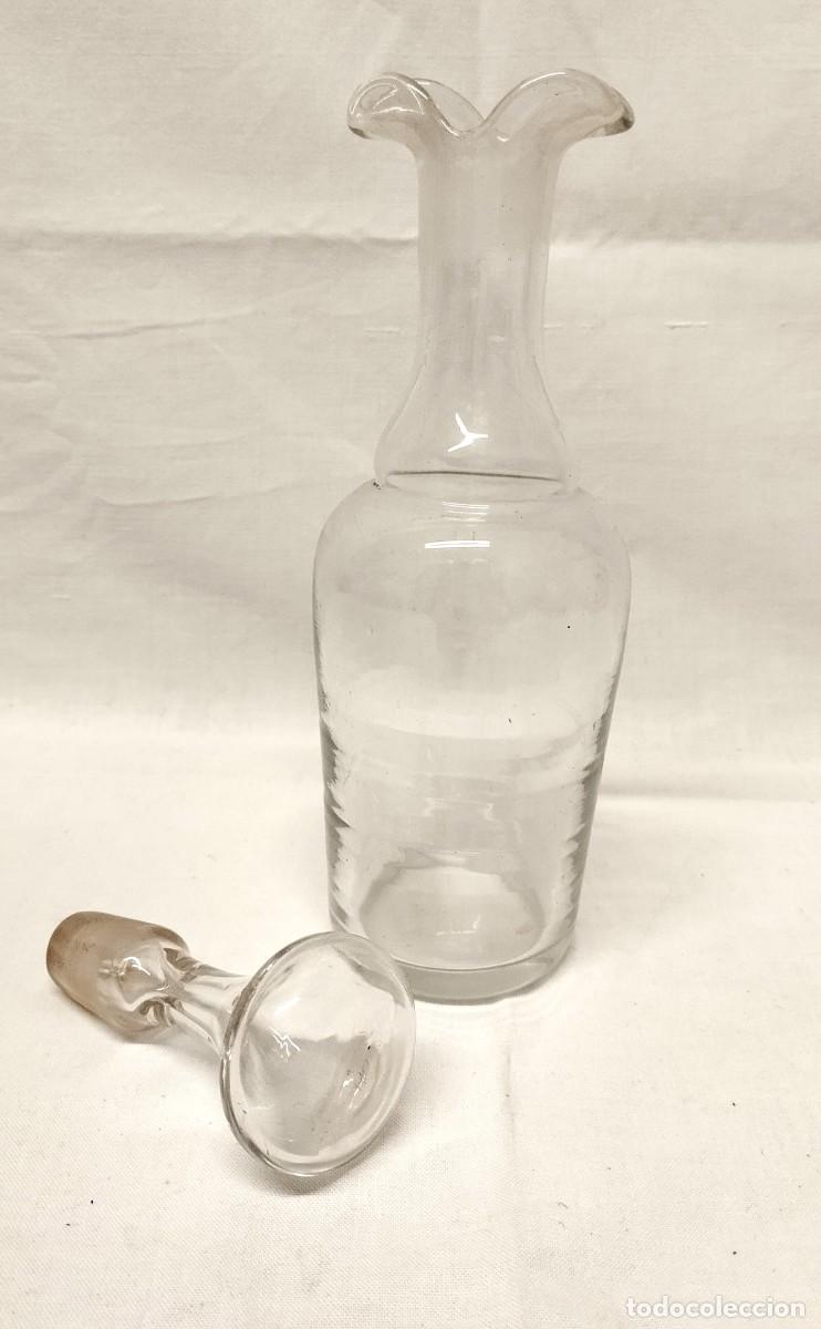 Antig&uuml;edades: BOTELLA DE CRISTAL CON TAP&Oacute;N - Foto 2