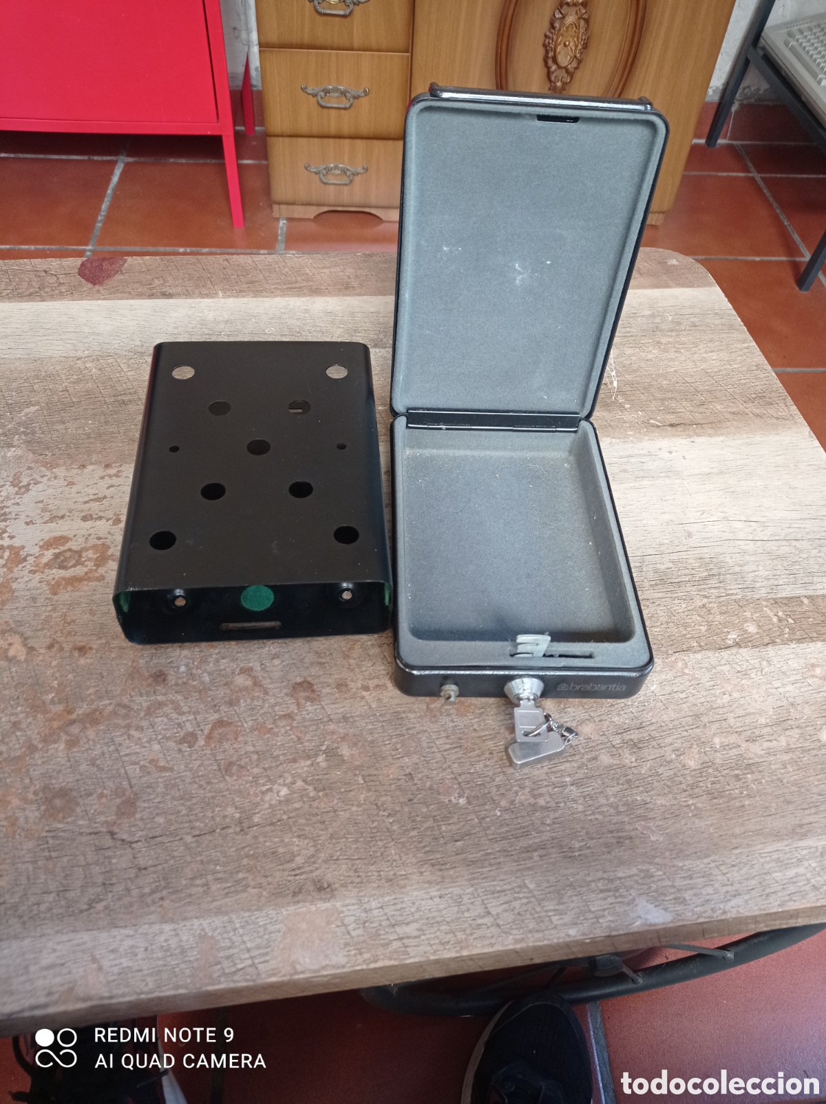 Antig&uuml;edades: Caja de seguridad brabantia - Foto 2