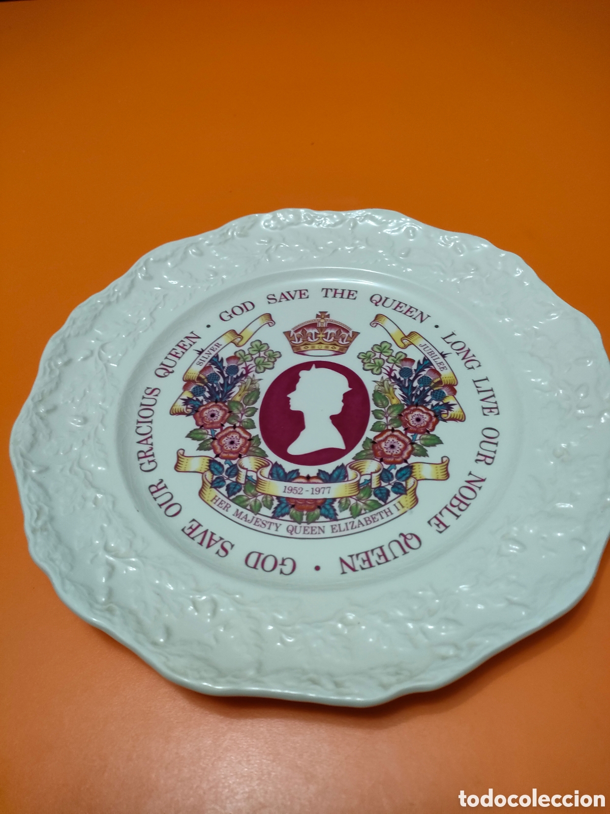 Antig&uuml;edades: Plato silver jubile Queen Elizabeth II - Foto 1