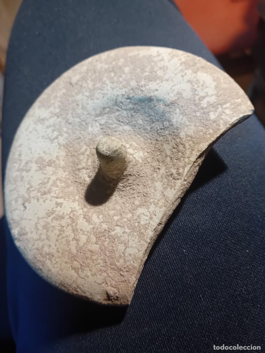 Antig&uuml;edades: Tapa de recipiente de &eacute;poca medieval - Foto 3