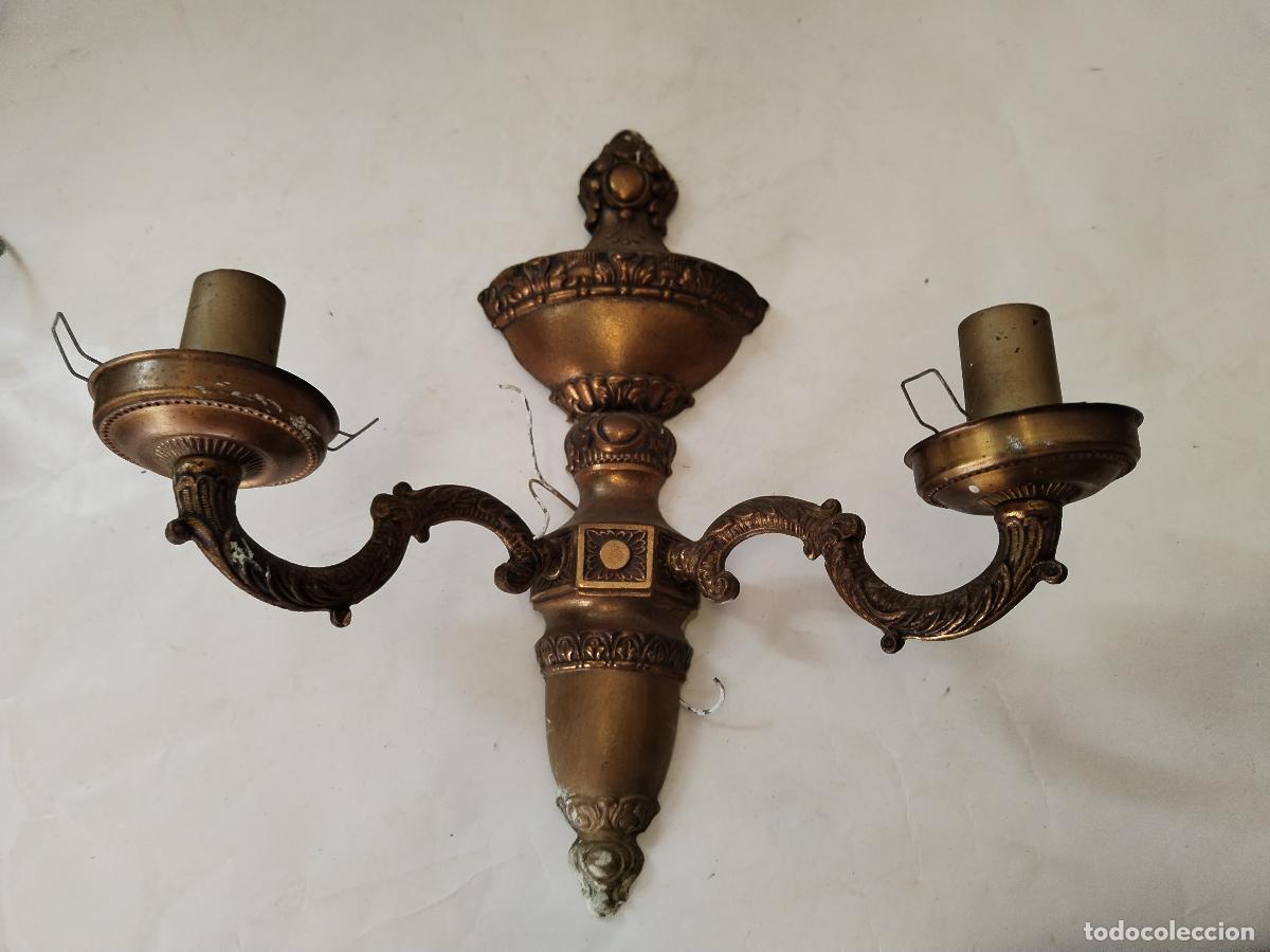 Antig&uuml;edades: aplique candelabro de bronce - Foto 2