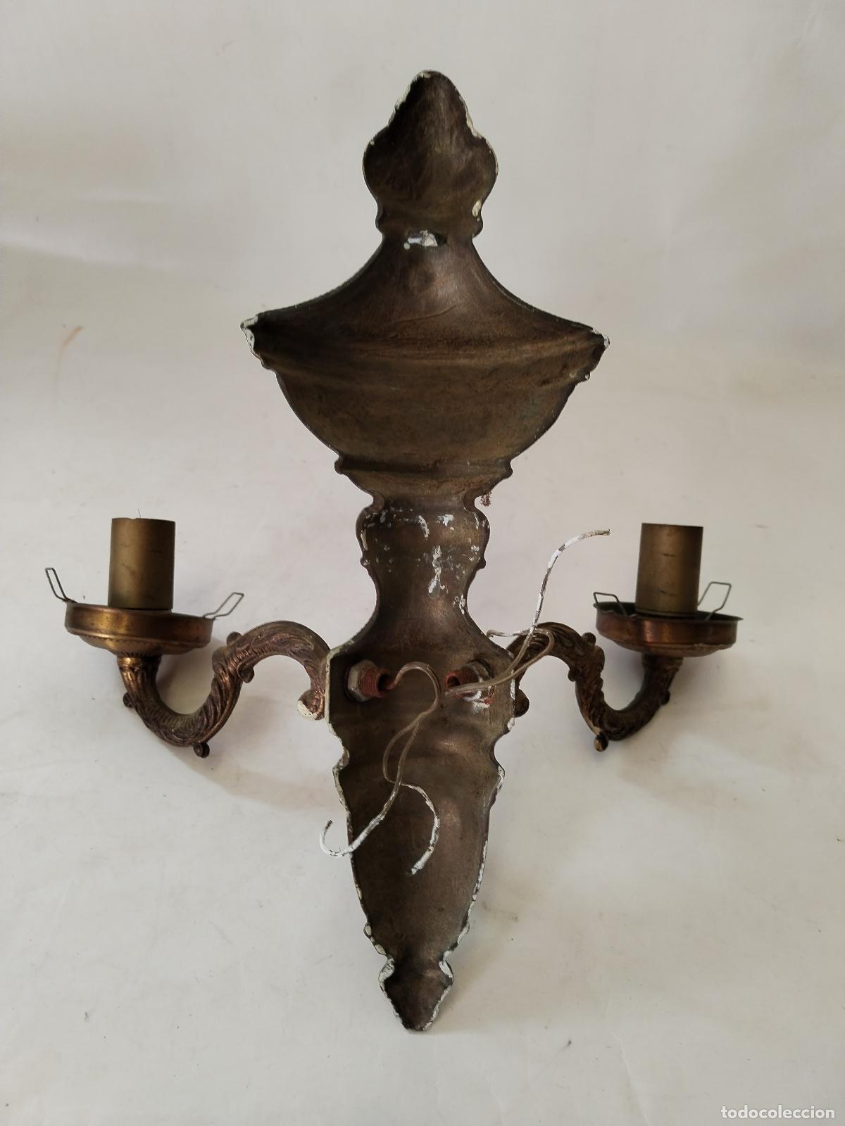 Antig&uuml;edades: aplique candelabro de bronce - Foto 3