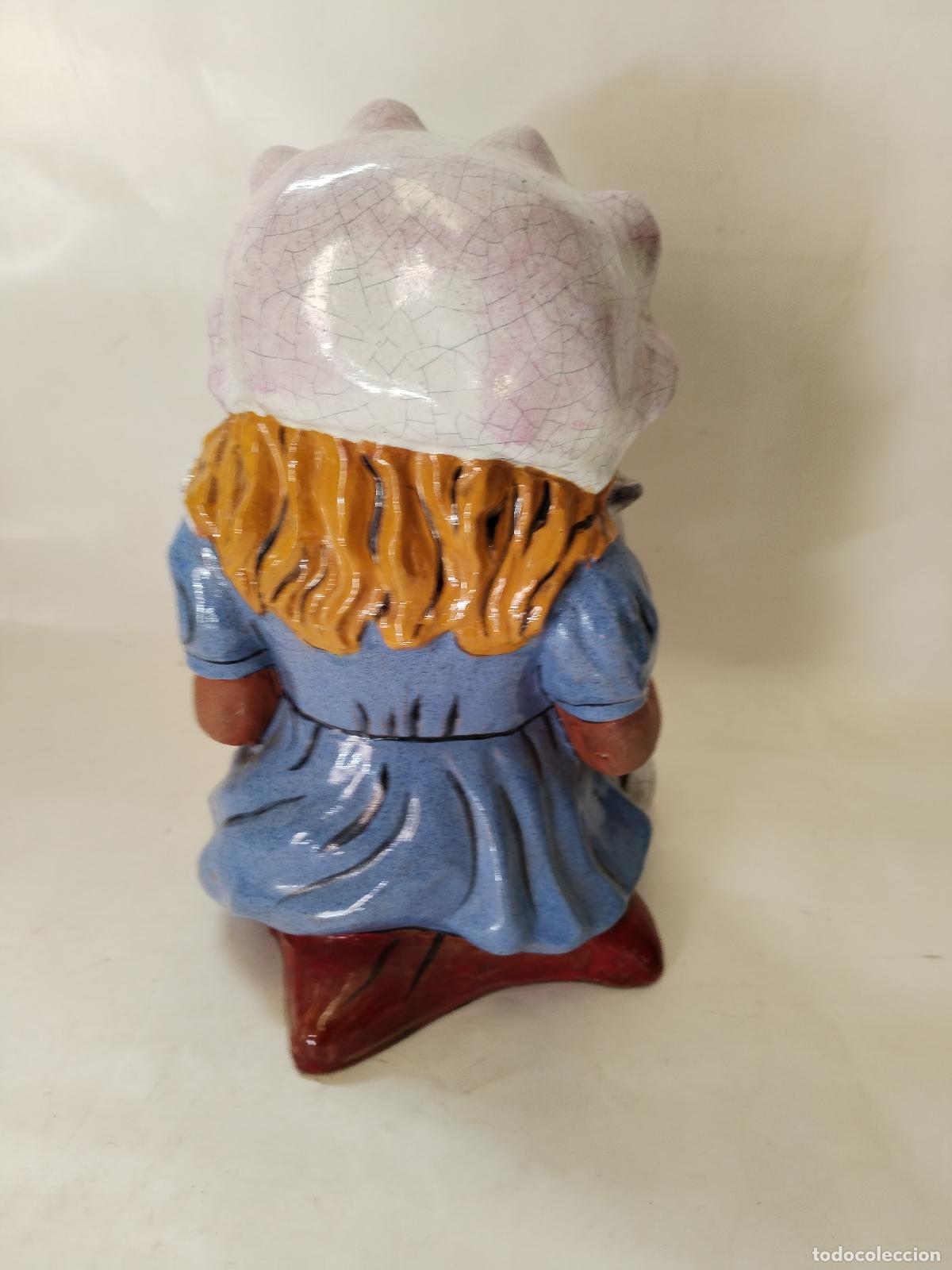 Antig&uuml;edades: ni&ntilde;a con gato en terracota - Foto 3