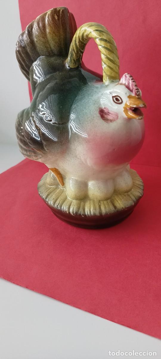 Antig&uuml;edades: Botijo con forma de gallina con huevos - Foto 1