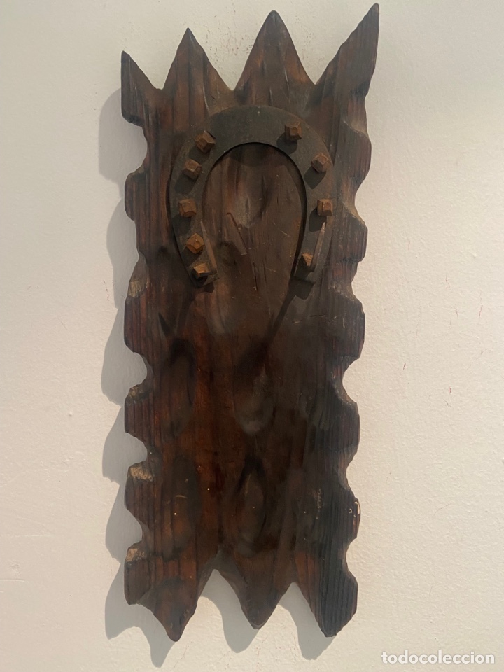 Antig&uuml;edades: Perchero antiguo madera y herradura - Foto 5