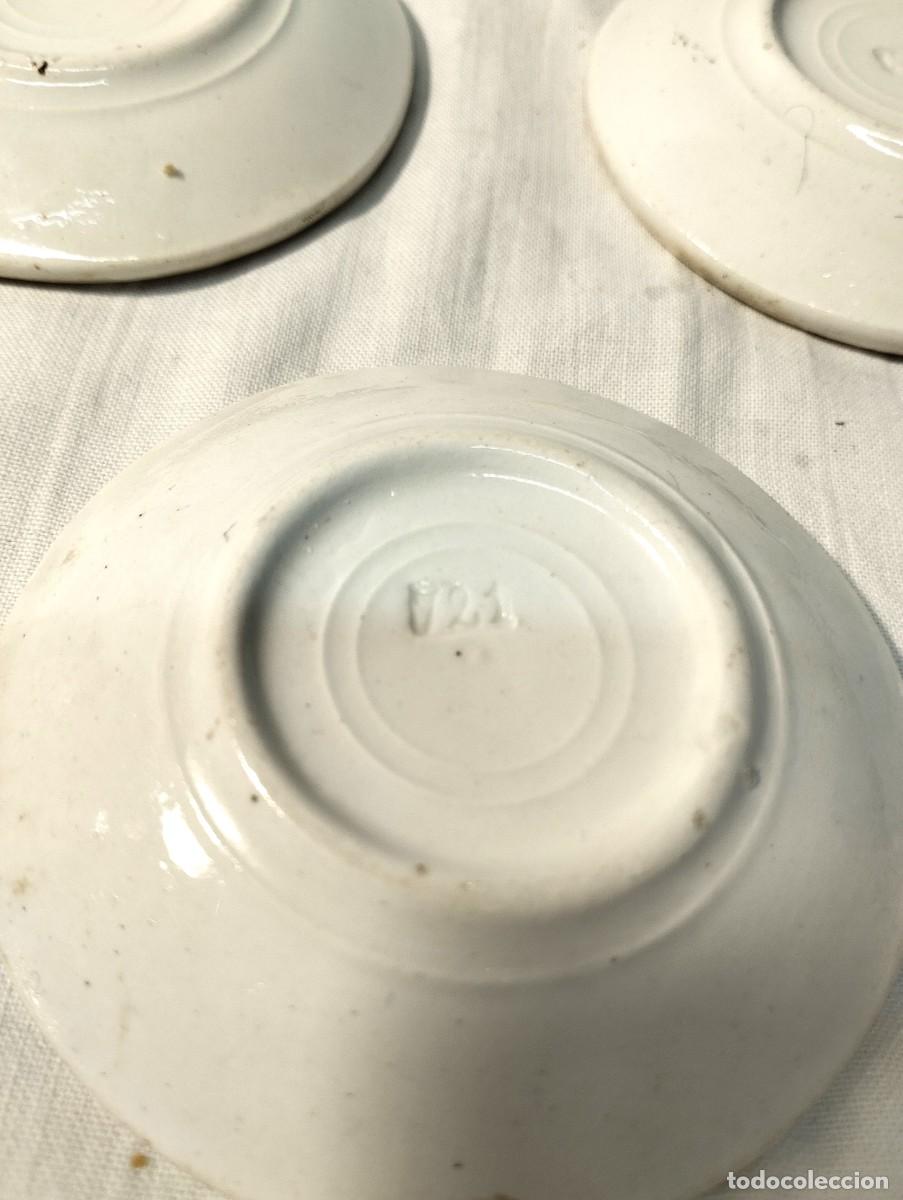 Antig&uuml;edades: LOTE DE 3 PLATOS PEQUE&Ntilde;OS DE LOZA CON ORLA - Foto 3