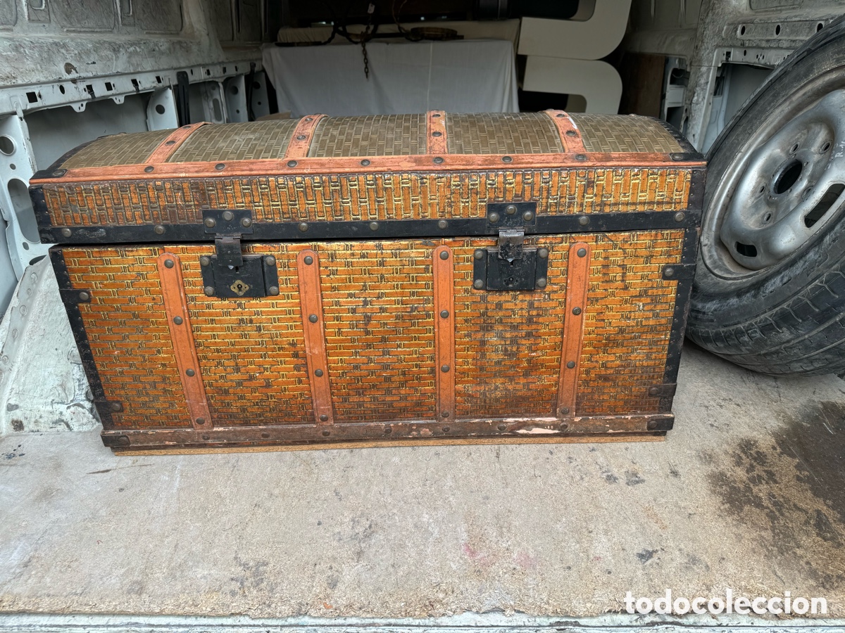 Antig&uuml;edades: Baul antiguo muy bonito - Foto 1