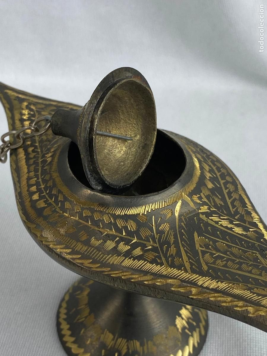 Antig&uuml;edades: lamparilla ed bronce , candil de aceite, lucerna. - Foto 5