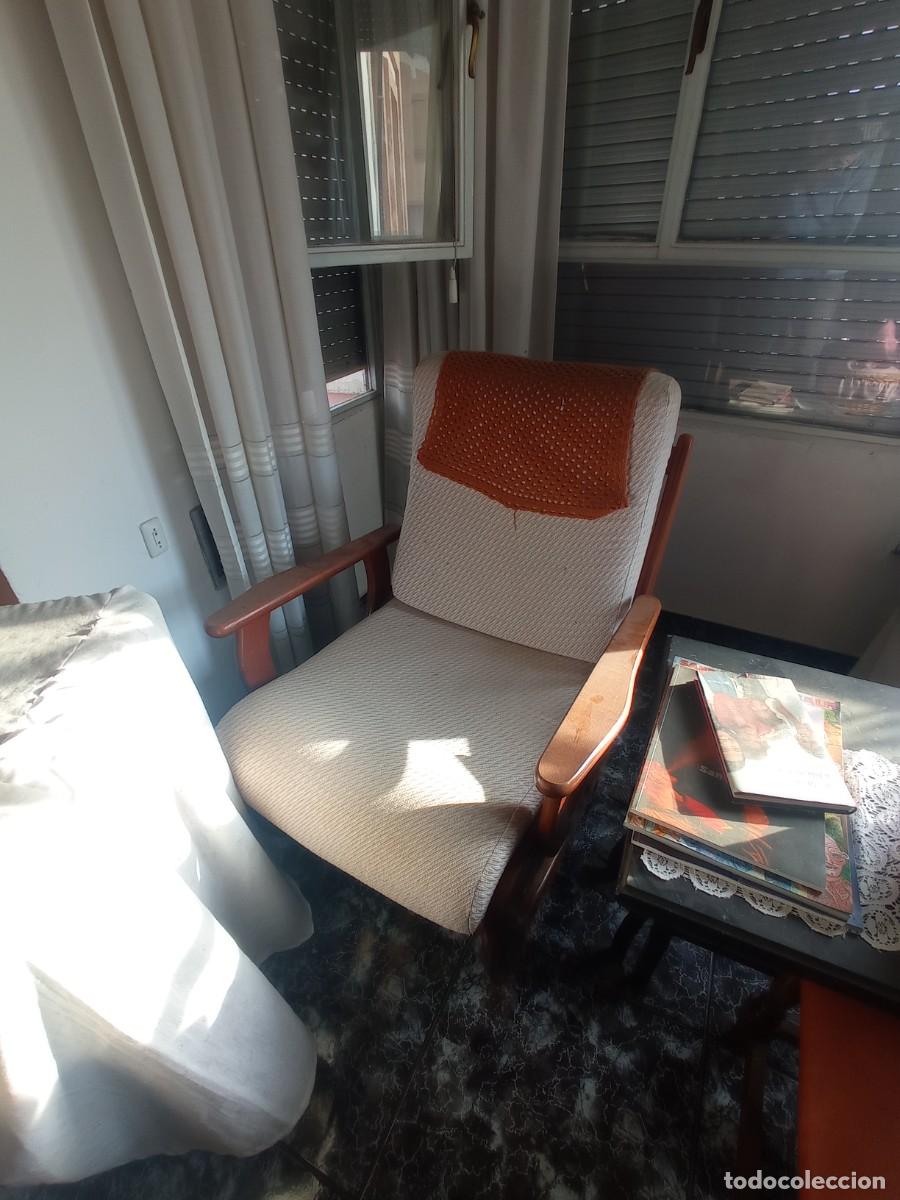 Antig&uuml;edades: butaca mecedora - Foto 1