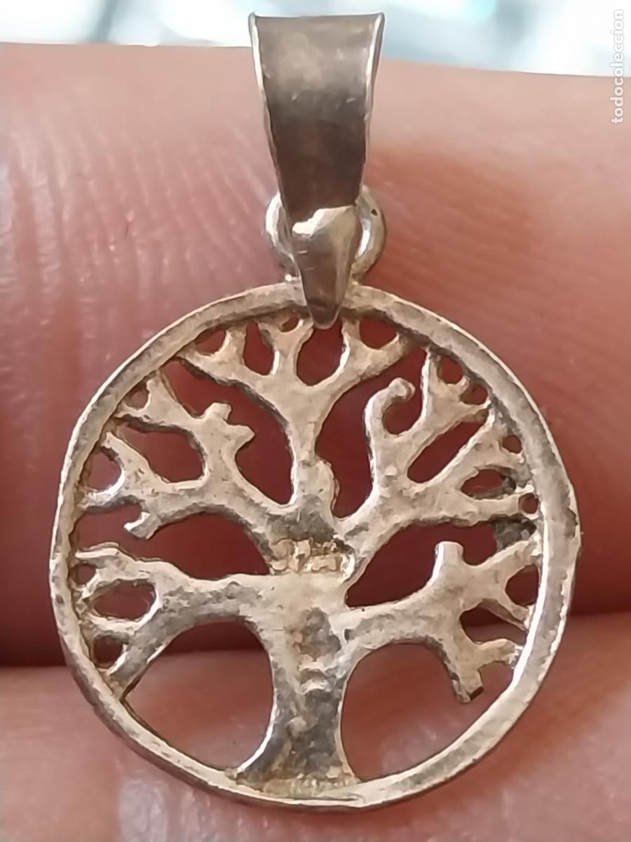 Antig&uuml;edades: COLGANTE ARBOL PLATA 1,5CM - Foto 2