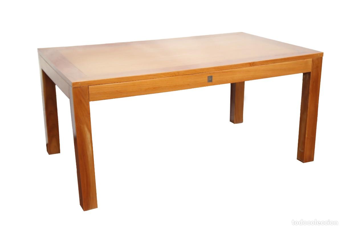 Antig&uuml;edades: Mesa l&iacute;neas rectas en madera - Foto 1