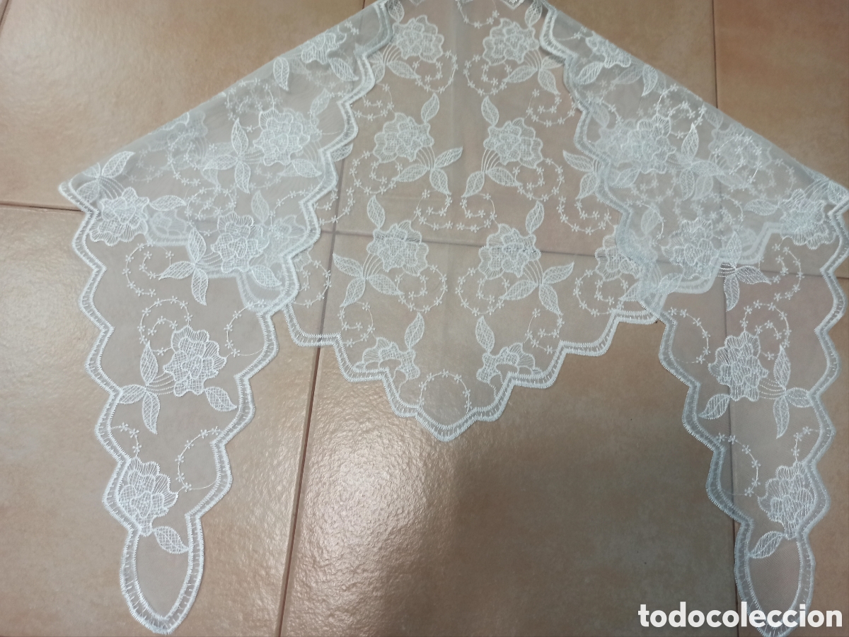 Antig&uuml;edades: Pico mantilla bonone - Foto 1