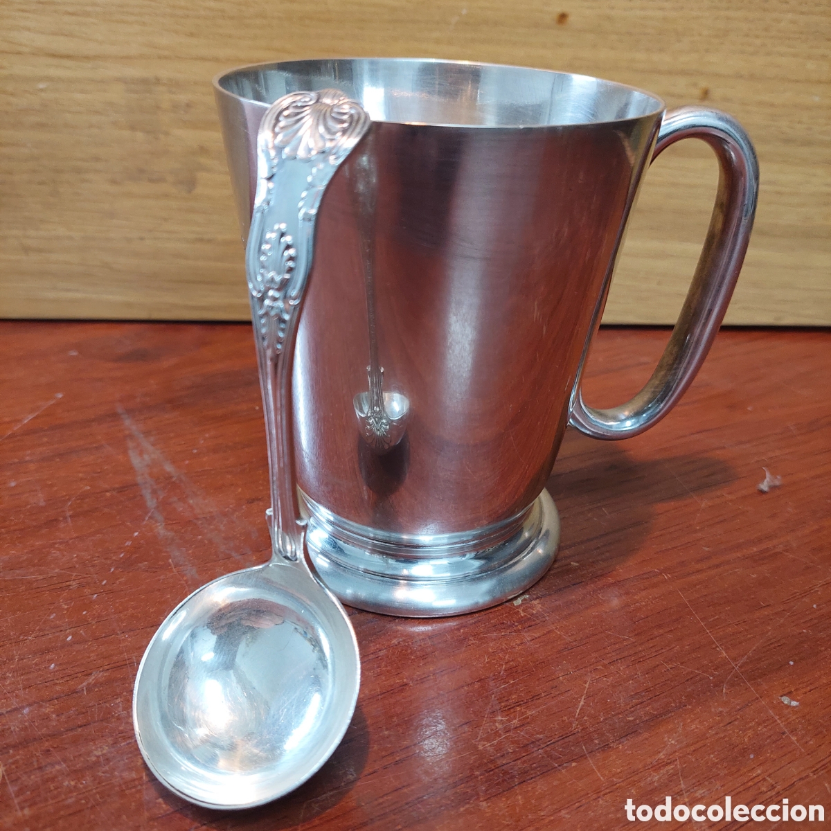 Antig&uuml;edades: Jarra y cuchara ingl&eacute;s plat - Foto 1