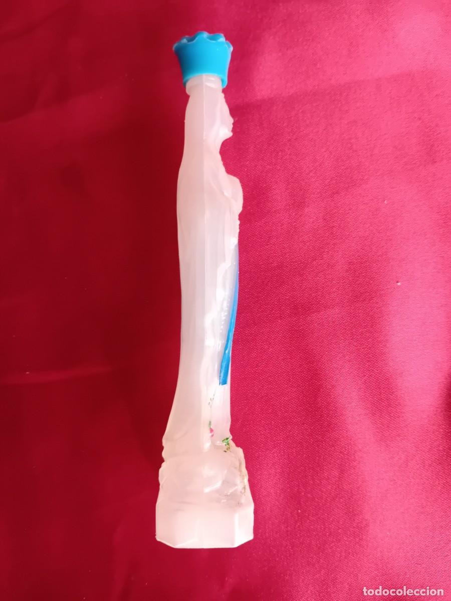 Antig&uuml;edades: Botella de pl&aacute;stico con la Virgen de Lourdes - Foto 4